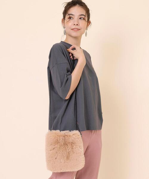 coen(コーエン)の「フェイクファーボリュームポシェット(ショルダーバッグ・レディース・グレー/ベージュ・FREE)」の18枚目の写真