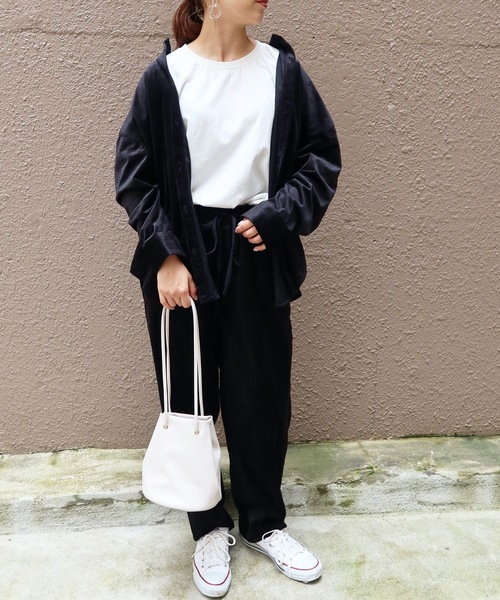 Riberry（リベリー）の「バンドカラーコーデュロイシャツ（シャツ/ブラウス・レディース・ブラック/ダークオレンジ/グリーン/アイボリー/ブルー・MEDIUM）」の16枚目の写真