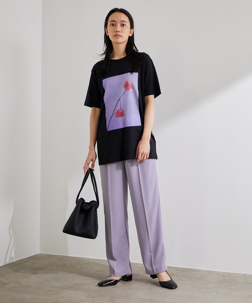 ADAM ET ROPE'(アダムエロペ)の「【LISA KING】Tee(Tシャツ/カットソー・レディース・パープル/イエロー/オレンジ/グリーン・1)」の5枚目の写真