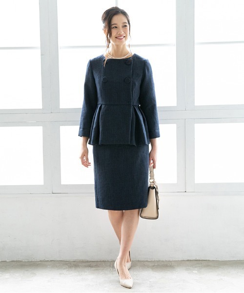 即納 美品 ゆったり♪ドレスラボ セットアップ ネイビー L 手洗い可 ツイード DRESS LAB セットアップ 「手洗い可/セレモニースーツ」ペプラム