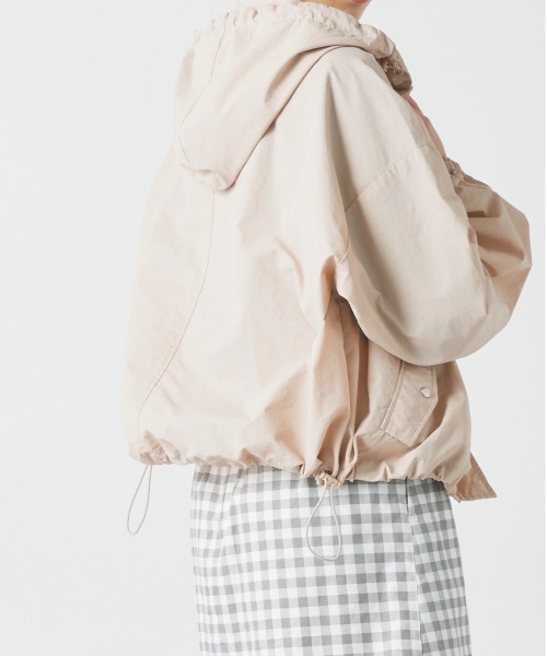 OLIVE des OLIVE（オリーブデオリーブ）の「王道マンパ（マウンテンパーカー・レディース・オフホワイト/ブルー系その他/ブラック/ベージュ・FREE）」の6枚目の写真