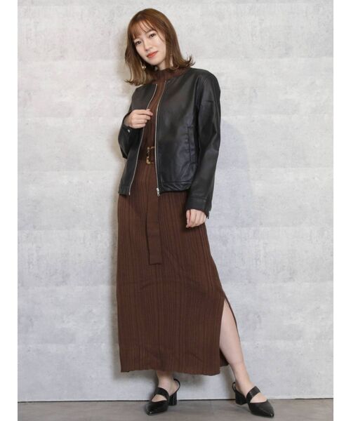 dazzlin(ダズリン)の「ノーカラーライダースジャケット(ライダースジャケット・レディース・ブラック/アイボリー・FREE)」の4枚目の写真