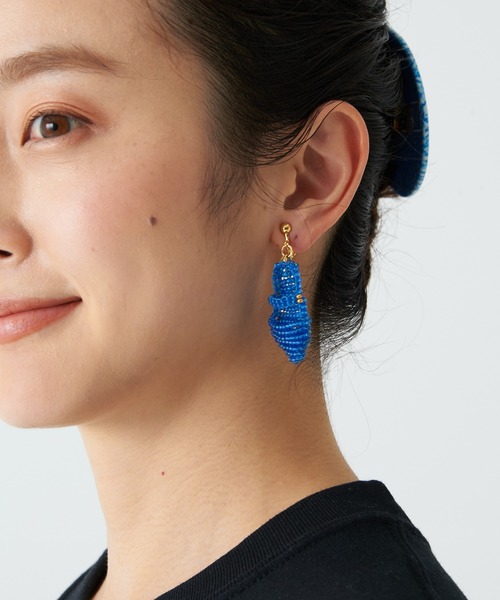 THEATRE PRODUCTS(シアタープロダクツ)の「ビーズストラップサンダルピアス(ピアス(両耳用)・レディース・ホワイト/ブルー/ピンク/バーガンディー・FREE)」の15枚目の写真