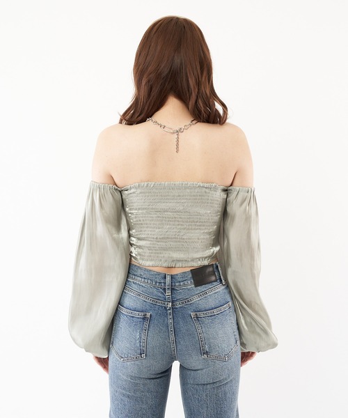 SPIRALGIRL(スパイラルガール)の「袖ボリュームギャザーブラウス(シャツ/ブラウス・レディース・ベージュ/ブルー/グリーン・FREE)」の10枚目の写真