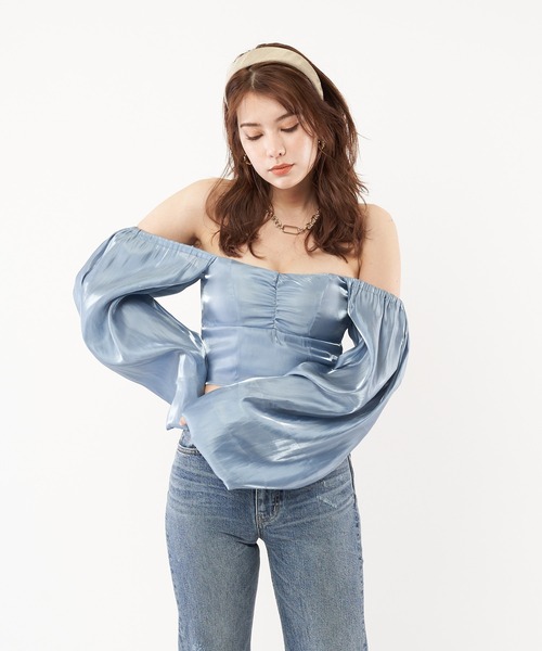 SPIRALGIRL(スパイラルガール)の「袖ボリュームギャザーブラウス(シャツ/ブラウス・レディース・ベージュ/ブルー/グリーン・FREE)」の16枚目の写真