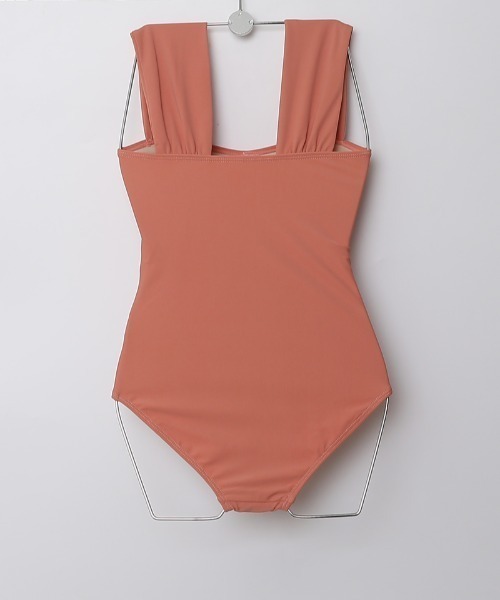 by muni:r（バイ ムニール）の「[体型カバー] ラブリーシャーリングモノキニ（水着・レディース・ブラック/ピンク・FREE）」の8枚目の写真