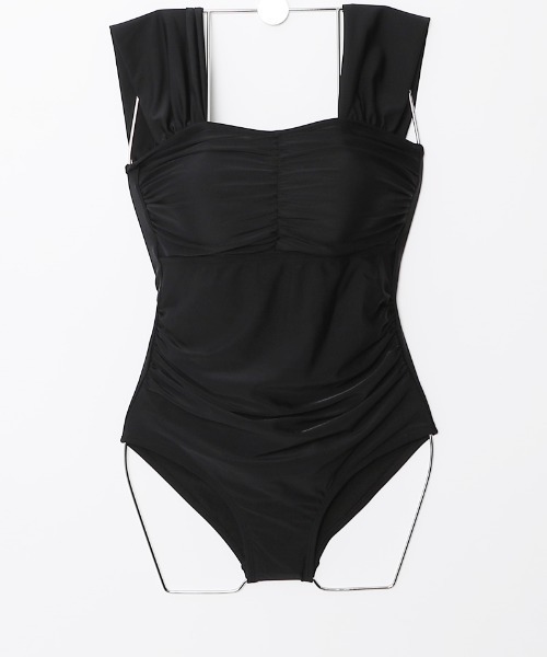 by muni:r（バイ ムニール）の「[体型カバー] ラブリーシャーリングモノキニ（水着・レディース・ブラック/ピンク・FREE）」の4枚目の写真