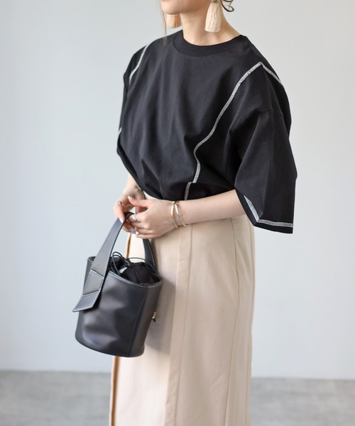 4youstory（フォーユーストーリー）の「リンキングデザインTシャツ（Tシャツ/カットソー・レディース・アイボリー/ブラック/グリーン/サンドベージュ/モカ・MEDIUM）」の3枚目の写真