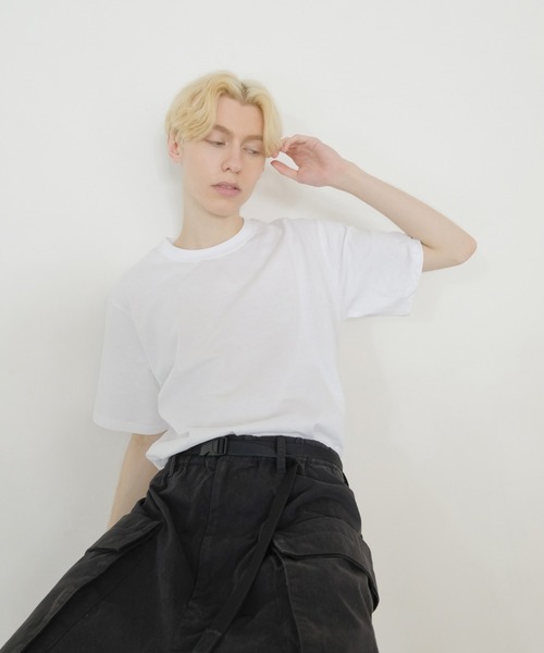FRUIT OF THE LOOM(フルーツオブザルーム)の「【FRUIT OF THE LOOM】表撥水裏吸水 Tシャツ(Tシャツ/カットソー・メンズ・ホワイト/グレー/ブラック・LL/M/L)」の2枚目の写真