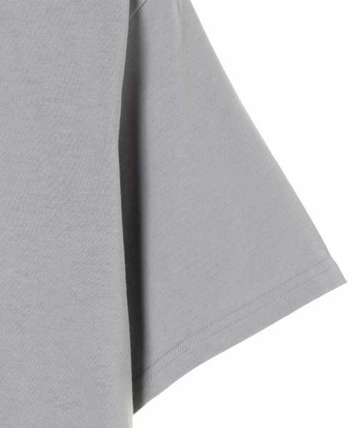 FRUIT OF THE LOOM(フルーツオブザルーム)の「【FRUIT OF THE LOOM】表撥水裏吸水 Tシャツ(Tシャツ/カットソー・メンズ・ホワイト/グレー/ブラック・LL/M/L)」の8枚目の写真