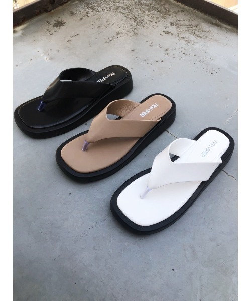 FIG&VIPER（フィグアンドバイパー）の「厚底トングサンダル（サンダル・レディース・ホワイト/ブラック/ベージュ・MEDIUM/LARGE）」の17枚目の写真