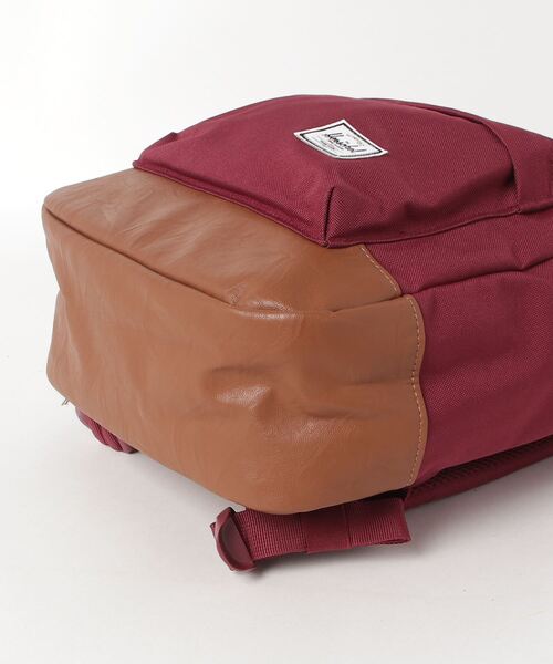 Herschel Supply（ハーシェルサプライ）の「Herschel Supply バックパック13PC収納 14.5L（バックパック/リュック・メンズ・ネイビー/マスタード/ワイン/パープル/ブラック/グリーン・FREE）」の11枚目の写真
