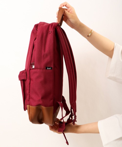 Herschel Supply（ハーシェルサプライ）の「Herschel Supply バックパック13PC収納 14.5L（バックパック/リュック・メンズ・ネイビー/マスタード/ワイン/パープル/ブラック/グリーン・FREE）」の7枚目の写真