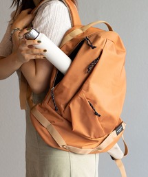 wdl.（ワームデザインラボ）の「Minimal Pack shiny light nylon（バックパック/リュック）」