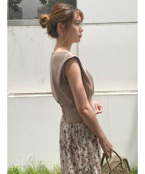 dazzlin（ダズリン）の「ダンボールカットコンパクトトップス（Tシャツ/カットソー・レディース・ブラウン/グレー/オフホワイト・FREE）」の21枚目の写真