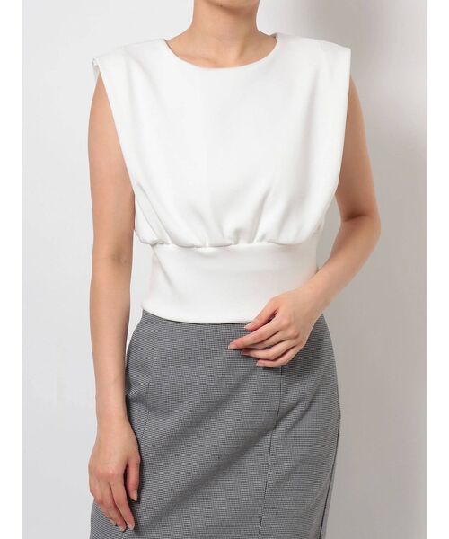 dazzlin（ダズリン）の「ダンボールカットコンパクトトップス（Tシャツ/カットソー・レディース・ブラウン/グレー/オフホワイト・FREE）」の15枚目の写真