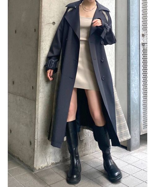 EMODA（エモダ）の「ドッキングフレアトレンチコート（トレンチコート・レディース・ネイビー/ベージュ/カーキ・FREE）」の12枚目の写真