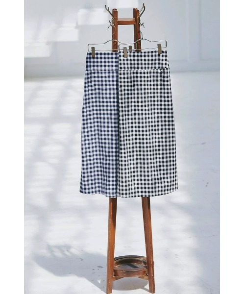 &. NOSTALGIA（アンドドットノスタルジア）の「リネンギンガムチェックスカート（スカート・レディース・ブラック/ネイビー・FREE）」の22枚目の写真