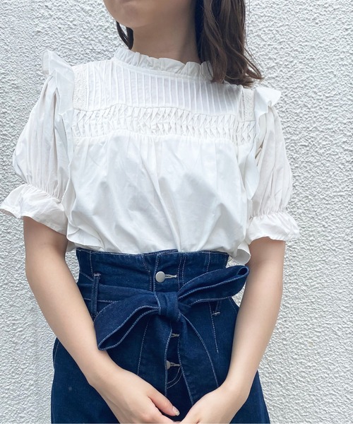 OLIVE des OLIVE（オリーブデオリーブ）の「儚げgirlピンタックプチハイブラウス（シャツ/ブラウス・レディース・オフホワイト/ブラック/グレイッシュベージュ・FREE）」の4枚目の写真