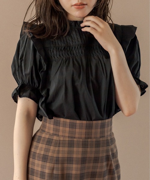 OLIVE des OLIVE（オリーブデオリーブ）の「儚げgirlピンタックプチハイブラウス（シャツ/ブラウス・レディース・オフホワイト/ブラック/グレイッシュベージュ・FREE）」の11枚目の写真