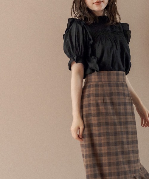 OLIVE des OLIVE（オリーブデオリーブ）の「儚げgirlピンタックプチハイブラウス（シャツ/ブラウス・レディース・オフホワイト/ブラック/グレイッシュベージュ・FREE）」の13枚目の写真