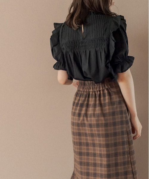 OLIVE des OLIVE（オリーブデオリーブ）の「儚げgirlピンタックプチハイブラウス（シャツ/ブラウス・レディース・オフホワイト/ブラック/グレイッシュベージュ・FREE）」の14枚目の写真