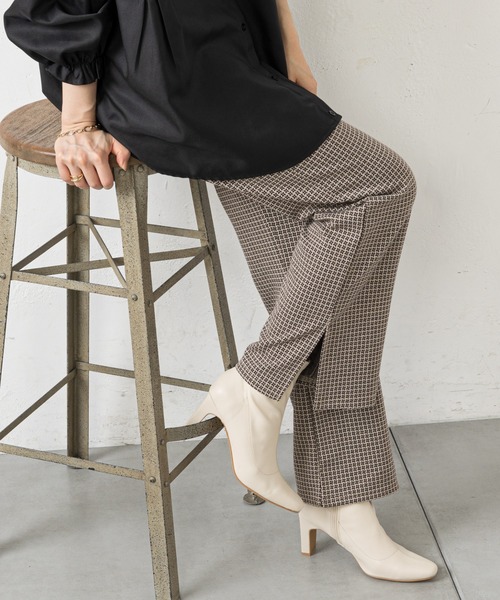 prose verse(プロズヴェール)の「モノグラム柄カットジャガードパンツ(その他パンツ・レディース・ブラック/ベージュ・フリ-)」の1枚目の写真