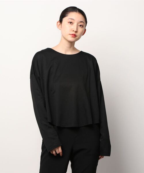 MAISON BREEZE(メゾンブリーズ)の「【MAISON BREEZE】バックタックカットソー KNF(Tシャツ/カットソー・レディース・グレー/ブラック/ベージュ/ブラウン・FREE)」の2枚目の写真