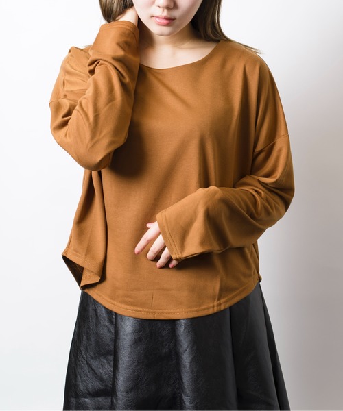MAISON BREEZE(メゾンブリーズ)の「【MAISON BREEZE】バックタックカットソー KNF(Tシャツ/カットソー・レディース・グレー/ブラック/ベージュ/ブラウン・FREE)」の6枚目の写真
