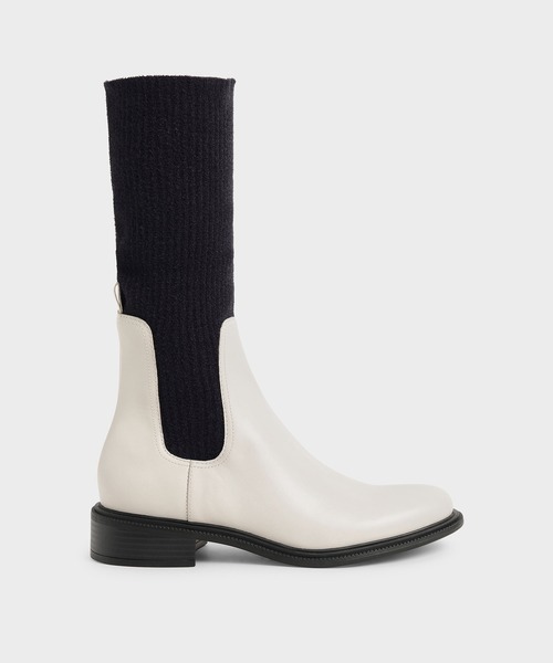 CHARLES & KEITH(チャールズ & キース)の「ニーハイ ニットソックスブーツ / Knee-High Knitted Sock Boots(ブーツ・レディース・ブラック/マルチ・22.5cm/23cm/23.5cm/24.5cm/25cm/25.5cm)」の1枚目の写真