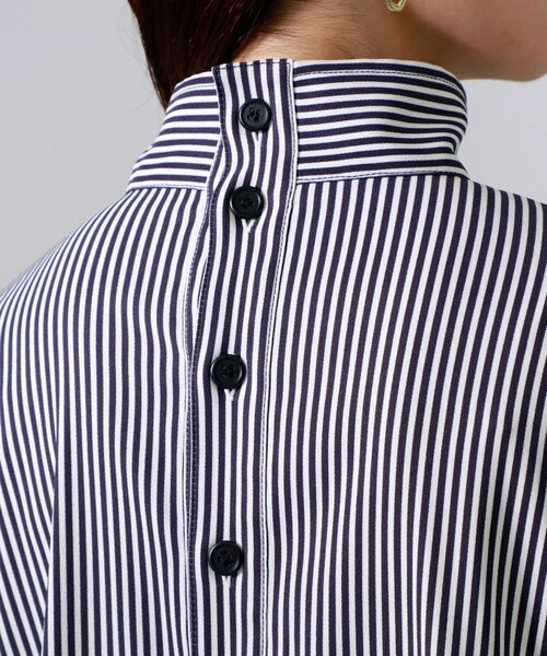 CAST:（キャストコロン）の「ストライプバックボタンシャツ（シャツ/ブラウス・レディース・ネイビー・M）」の10枚目の写真