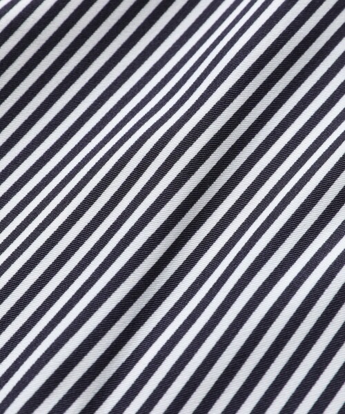 CAST:（キャストコロン）の「ストライプバックボタンシャツ（シャツ/ブラウス・レディース・ネイビー・M）」の6枚目の写真