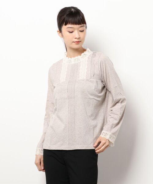 Samansa Mos2(サマンサ モスモス)の「スタンドネックレースカットソー(Tシャツ/カットソー・レディース・オフホワイト/ブラック/ベージュ・フリ-)」の3枚目の写真