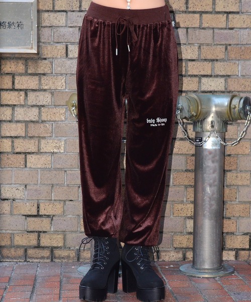 babyShoop（ベイビーシュープ）の「ベロア刺繍ロゴロングパンツ（その他パンツ・レディース・ベージュ/パープル/ブラウン/ネイビー/ブラック・FREE）」の20枚目の写真