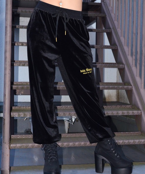 babyShoop（ベイビーシュープ）の「ベロア刺繍ロゴロングパンツ（その他パンツ・レディース・ベージュ/パープル/ブラウン/ネイビー/ブラック・FREE）」の18枚目の写真