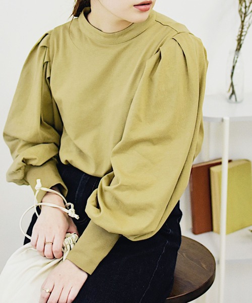 Brownie(ブラウニー)の「Brownie ボリュームスリーブBACKリボンプルオーバー(Tシャツ/カットソー・レディース・ダークブラウン/オリーブ/キャメル/グレイッシュベージュ・FREE)」の3枚目の写真