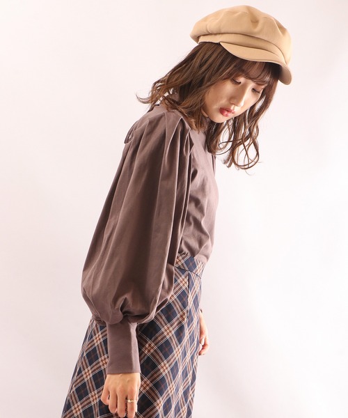 Brownie(ブラウニー)の「Brownie ボリュームスリーブBACKリボンプルオーバー(Tシャツ/カットソー・レディース・ダークブラウン/オリーブ/キャメル/グレイッシュベージュ・FREE)」の7枚目の写真