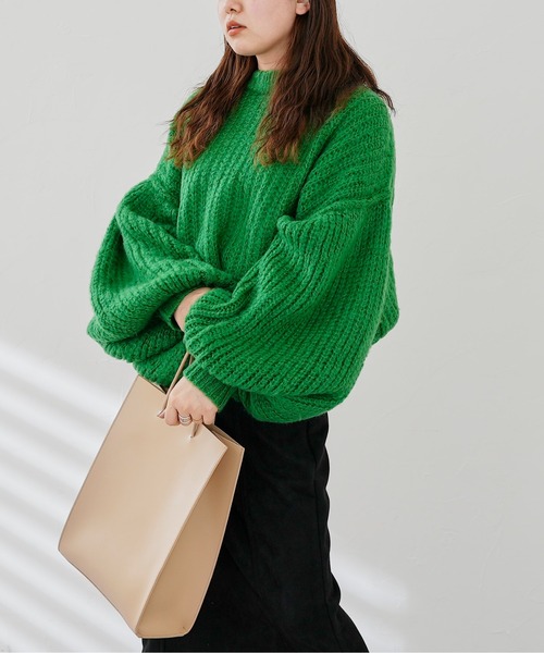 CPCM（シーピーシーエム）の「起毛糸袖パワーボリュームニット（ニット/セーター・レディース・ベージュ/ブラウン/グリーン/黄緑系・FREE）」の15枚目の写真