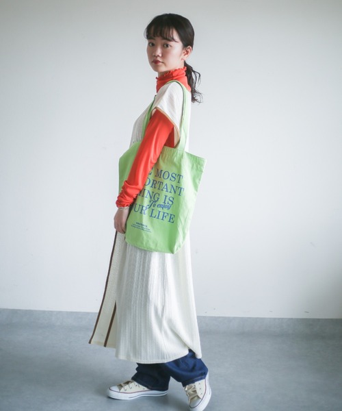 spoon store（スプーンストア）の「ロゴプリントカラフルトート（トートバッグ・レディース・オレンジ/グリーン・フリー）」の14枚目の写真