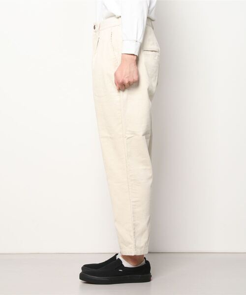 JOHN'S CLOSET(ジョンズクローゼット)の「【i】8Wコーデュロイワイドテーパードパンツ(その他パンツ・メンズ・キナリ/グレイッシュベージュ/ブラック/サックスブルー・MEDIUM/X-LARGE/LARGE)」の13枚目の写真