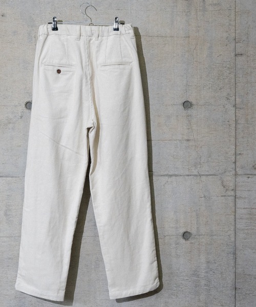 JOHN'S CLOSET(ジョンズクローゼット)の「【i】8Wコーデュロイワイドテーパードパンツ(その他パンツ・メンズ・キナリ/グレイッシュベージュ/ブラック/サックスブルー・MEDIUM/X-LARGE/LARGE)」の7枚目の写真