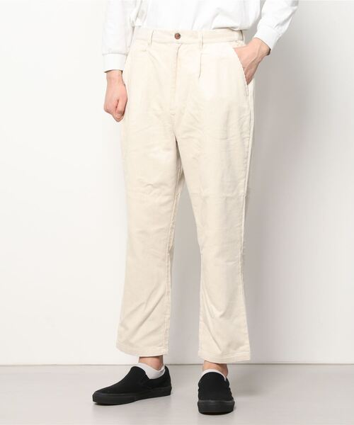 JOHN'S CLOSET(ジョンズクローゼット)の「【i】8Wコーデュロイワイドテーパードパンツ(その他パンツ・メンズ・キナリ/グレイッシュベージュ/ブラック/サックスブルー・MEDIUM/X-LARGE/LARGE)」の15枚目の写真