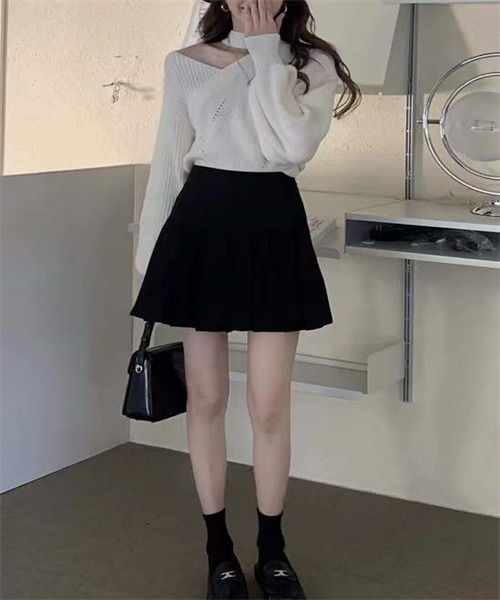 Dream garden（ドリームガーデン）の「プリーツ ミニスカート（スカート・レディース・ブラウン/ブラック/グレー/ネイビー/ホワイト/ボルドー・M/S/XL/2XL/L/3XL/XS）」の7枚目の写真