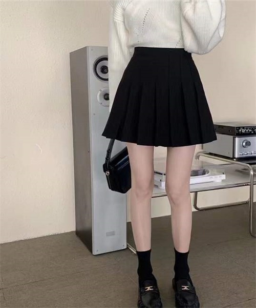 Dream garden（ドリームガーデン）の「プリーツ ミニスカート（スカート・レディース・ブラウン/ブラック/グレー/ネイビー/ホワイト/ボルドー・M/S/XL/2XL/L/3XL/XS）」の9枚目の写真