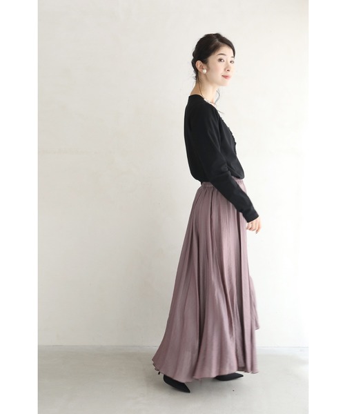 cawaii（カワイイ）の「（黒）優美なネックライン