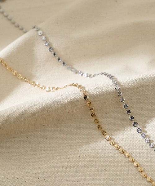 natural couture（ナチュラルクチュール）の「フラワーネックレス（ネックレス・レディース・シルバー/ゴールド・FREE）」の7枚目の写真