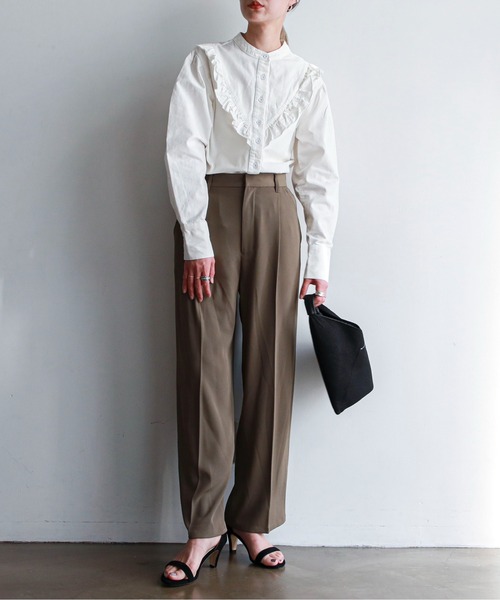 feepur（フェピュール）の「デニムフリルブラウス（シャツ/ブラウス・レディース・ブラック/ネイビー/グレー/オフホワイト・MEDIUM）」の21枚目の写真