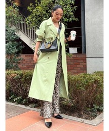 オーバーロングトレンチコート