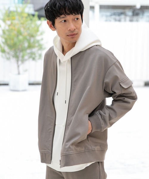 LAKOLE（ラコレ）の「FSS MA-1ブルゾン / 262396（MA-1・メンズ・オリーブ/ブラック/グレー・LARGE/MEDIUM）」の3枚目の写真