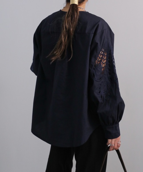 sakishimatokyo(サキシマトーキョー)の「袖刺繍ブラウス(シャツ/ブラウス・レディース・ホワイト/ブラック/ネイビー/イエロー・FREE)」の18枚目の写真
